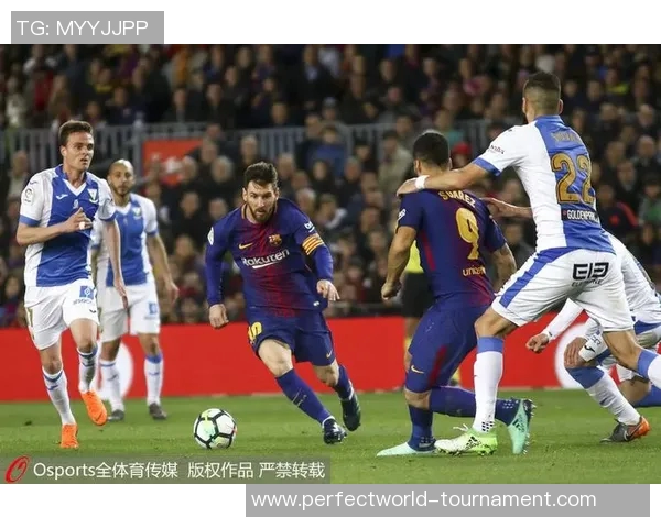 西甲激战莱比锡与曼联战平帽子戏法瞬间引发全场热潮数据分析